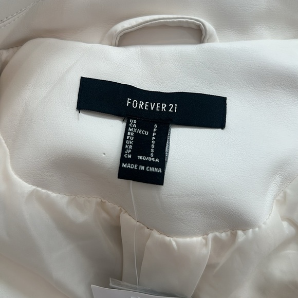 🤍 - Picture 5 of 7